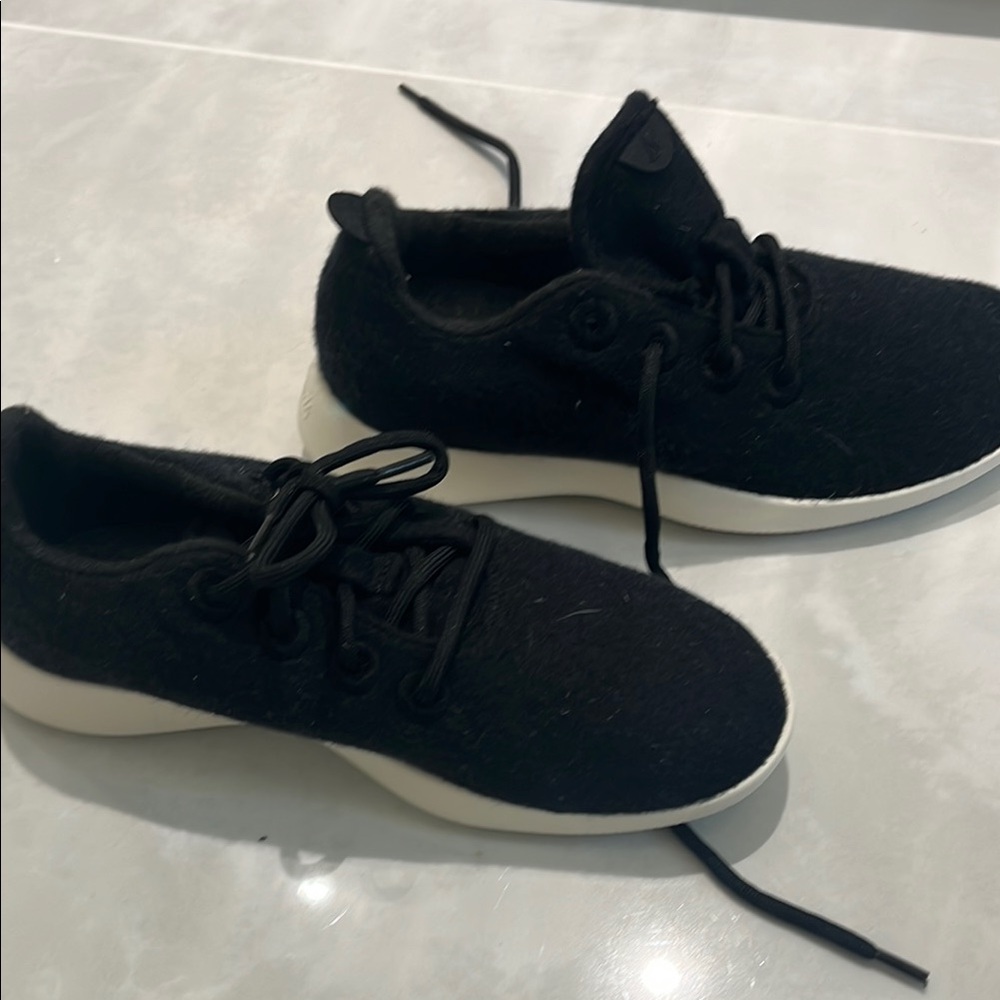 Allbirds Kids Sneakers - Black and White